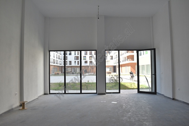 Dyqan me qira ne zonen e Kombinatit ne Tirane